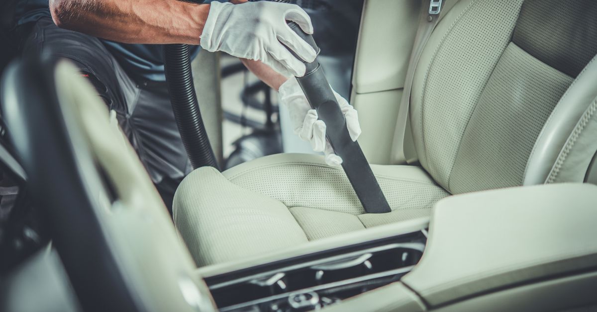 Cleaning car seats with a vacuum
